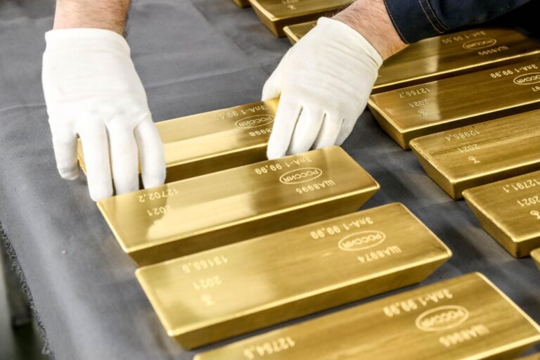 ارتفعت مشتريات البنوك المركزية من الذهب بنسبة 3% على أساس سنوي وبنحو 17% مقارنة بالربع السابق، لتصل إلى 243.7 طن خلال الربع الأول.