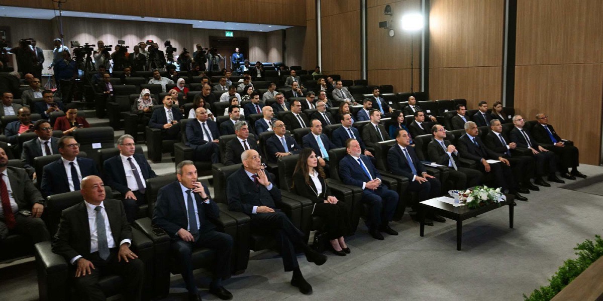 المشروع سيحقق عوائد ضريبية تتجاوز 800 مليار جنيه ويوفر أكثر من 155 ألف فرصة عمل مباشرة وغير مباشرة - مجلس الوزراء