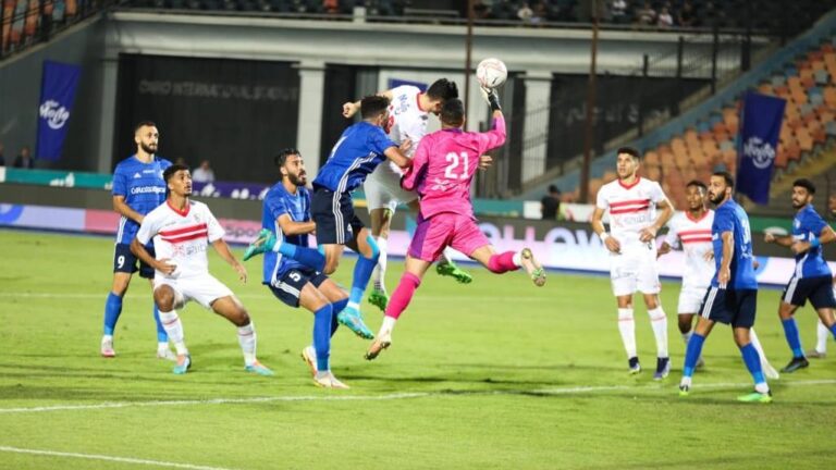 تأتي العقوبات في توقيت حساس من الموسم مع اقتراب حسم لقب الدوري المصري الممتاز