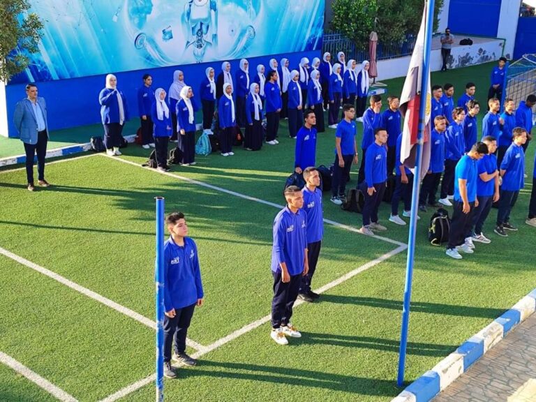 يتزامن ذلك مع توسع الدولة في إنشاء مدارس التكنولوجيا التطبيقية وربط المناهج التعليمية باحتياجات الصناعة وسوق العمل