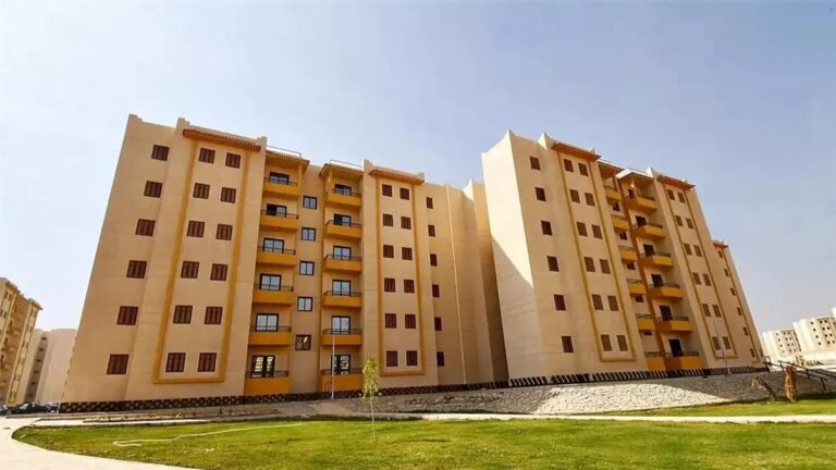 التمويلات تتيح فترات سداد تصل إلى 20 عامًا، ما يعزز القدرة الشرائية للفئات المستهدفة.