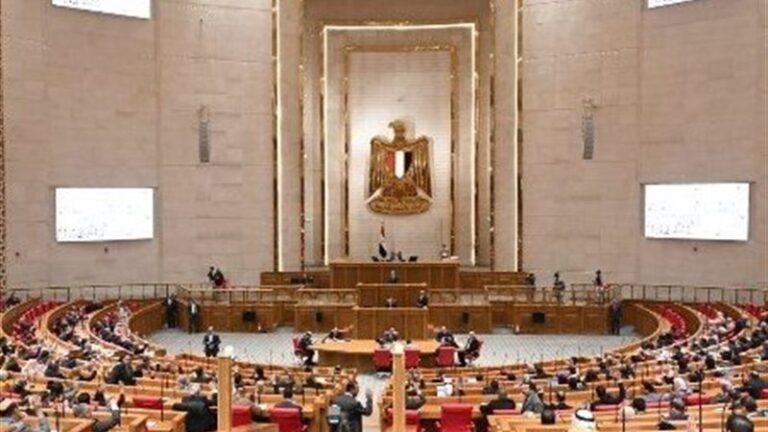 يتضمن التوجه الحكومي خطة لدمج القوانين المنظمة للأسرة في تشريع واحد شامل