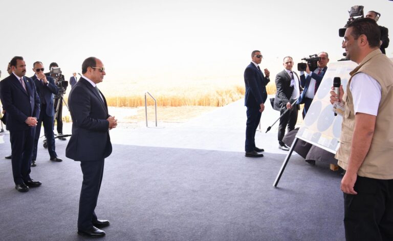 الرئيس عبد الفتاح السيسي يفتتح مشروع الدلتا الجديدة بمحور الشيخ زايد بمحافظة الجيزة (محور الضبعة سابقاً) يوم 17 مايو 2026 - رئاسة الجمهورية