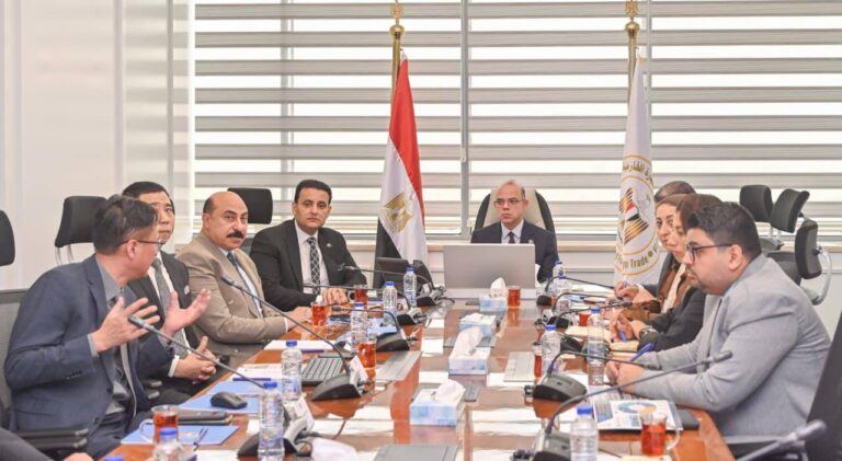 المرحلة الأولى ستقام على مساحة مليوني متر مربع، وتشمل إنشاء مرافق صناعية وخدمية صديقة للبيئة