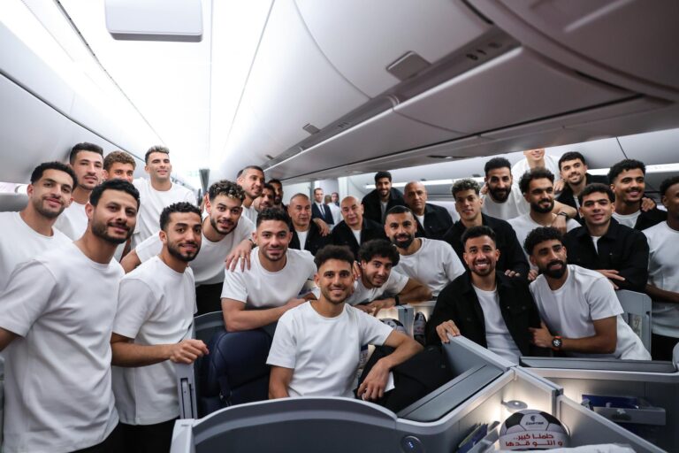 طالب الحكومة بتوضيح طبيعة المهام التي سيؤديها المسؤول خلال البطولة وآلية إدارة العمل التنفيذي داخل الاتحاد أثناء فترة غيابه.
