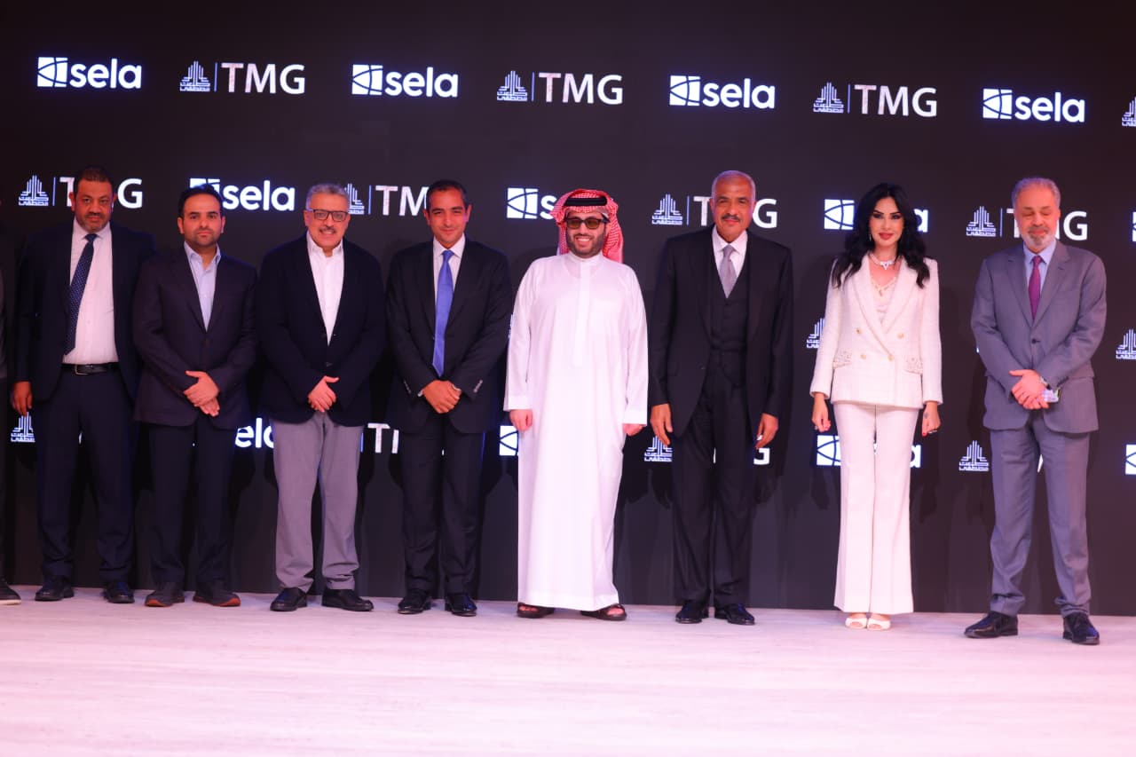 يأتي الاتفاق في إطار تنامي الاستثمارات الخليجية في قطاع الترفيه المصري، بالتوازي مع خطط حكومية لتطوير البنية التحتية للمدن الجديدة وجذب فعاليات دولية كبرى.