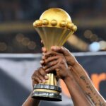 رئيس الاتحاد الأفريقي لكرة القدم، باتريس موتسيبي، طرح المقترح خلال مؤتمر صحفي في مدينة دار السلام بتنزانيا في فبراير الماضي.