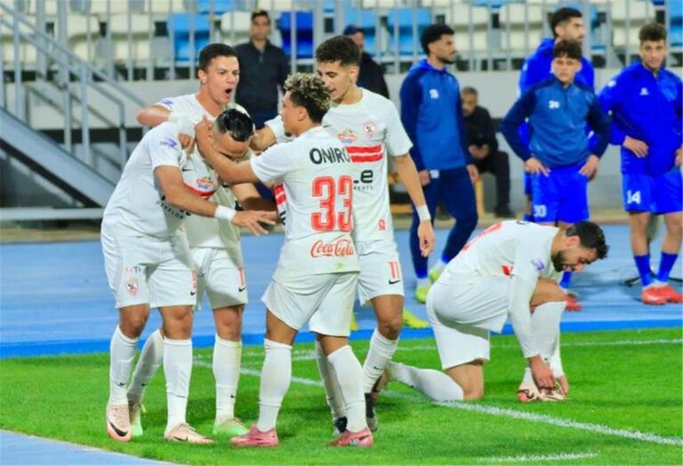 تعود جذور الأزمة إلى تراكم التزامات مالية خلال السنوات الماضية، ما أدى إلى فرض قيود متكررة على تسجيل لاعبين جدد.