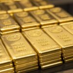 التراجع جاء بعد تسجيل الذهب أكبر خسارة فصلية منذ عام 2013، ورابع انخفاض شهري على التوالي في يونيو.