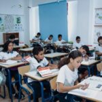 قبول التحويل إلى الصف الأول الثانوي خلال العام الدراسي 2026-2027 سيستمر وفق الضوابط والقواعد المنظمة والمعتمدة من الوزارة.